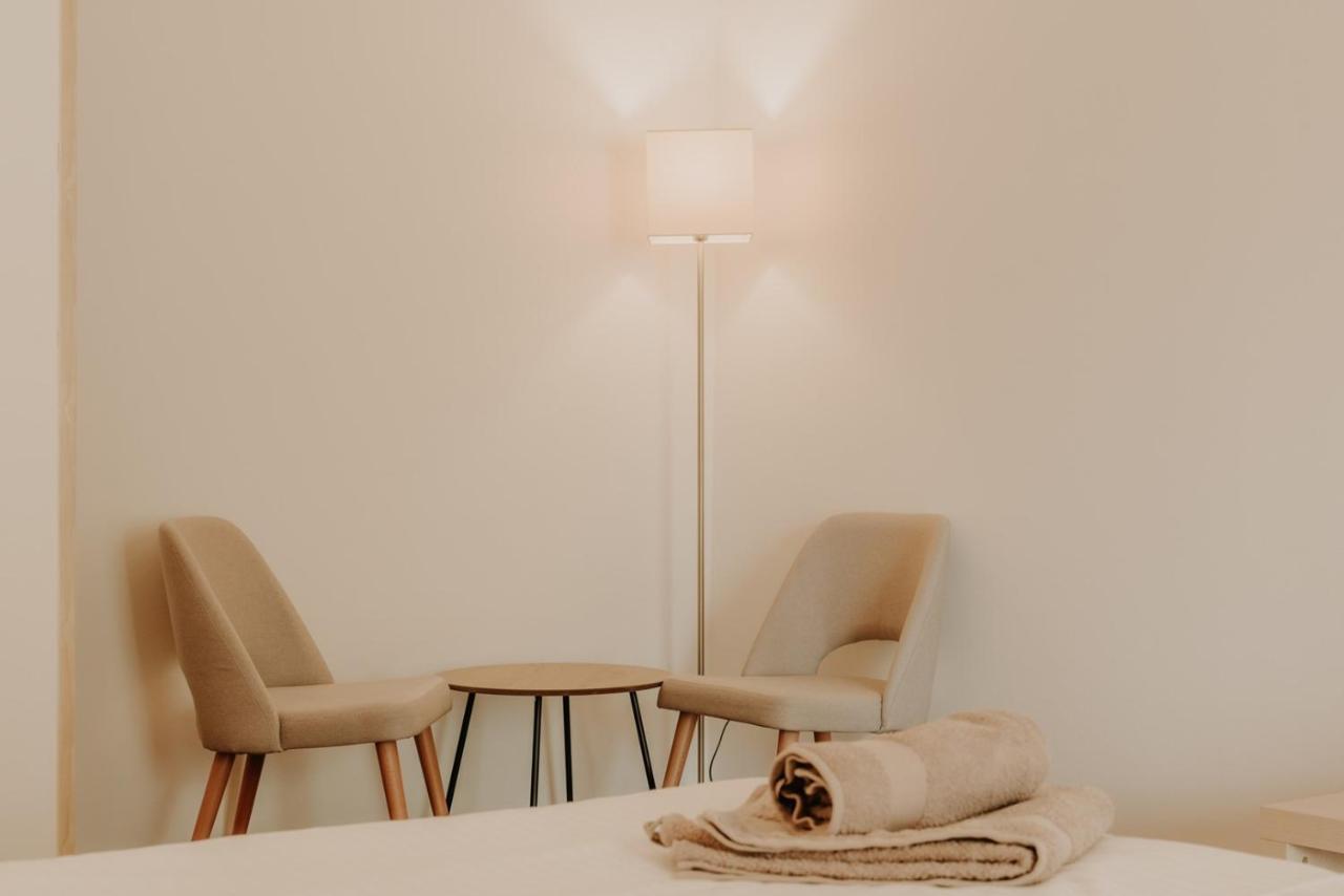 Bed And Breakfast Kolo Adults Only Buzinija Bagian luar foto