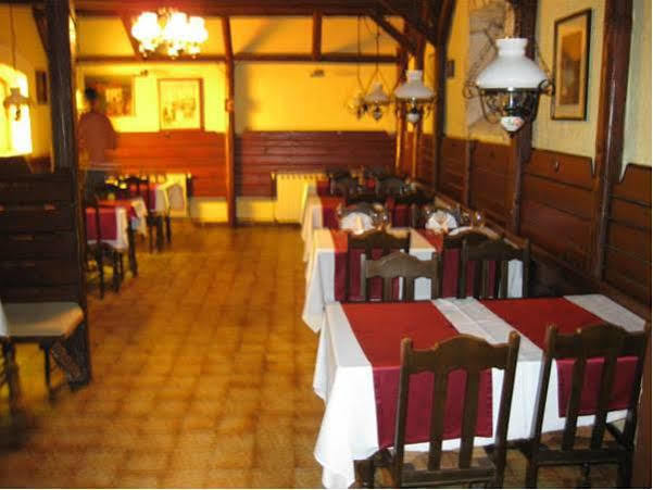 Bed And Breakfast Kolo Adults Only Buzinija Bagian luar foto